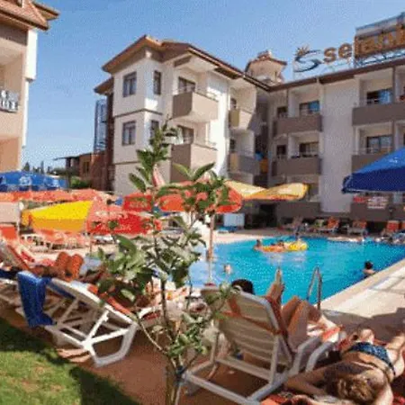 Selenium Szálloda Side