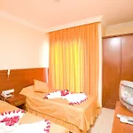 Selenium Hotel Side