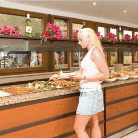 Ξενοδοχείο Selenium Σιντέ